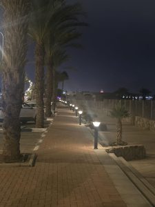 תאורת רחוב סולארית